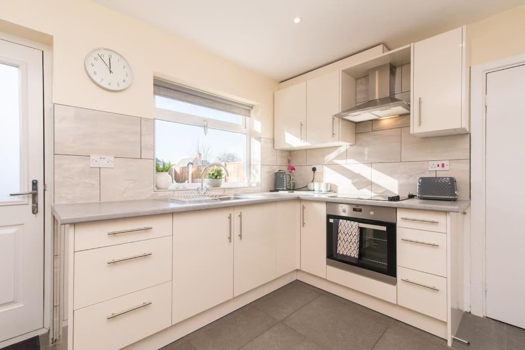 City Home From Home - Peaceful, Cosy & Modern 2Bed House Nottingham Esterno foto